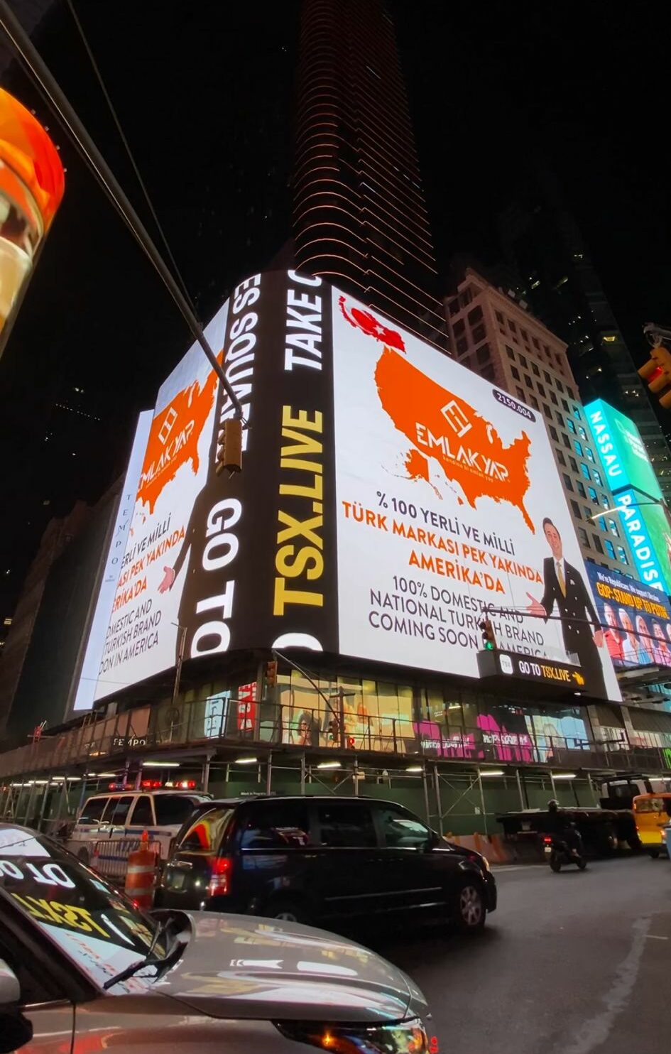 New York Times Square Dijital Billboard Girişimci Sanatçı Marka Reklamınızı yayınlayalım